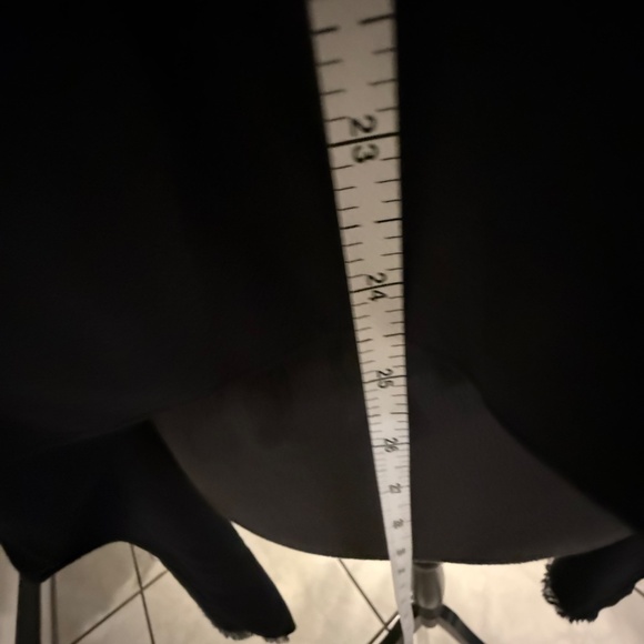 BLACK LIGHTWEIGHT SILK OPERA WRAP - Picture 4 of 5